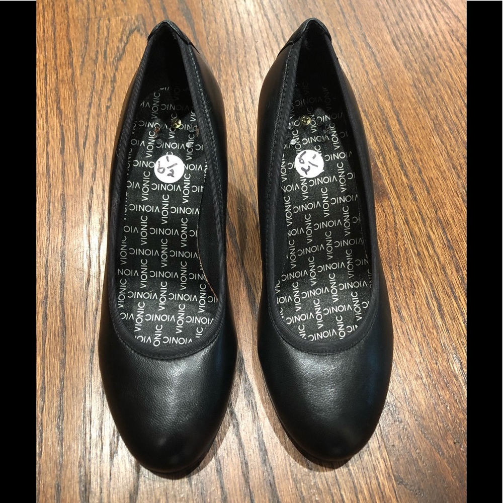 Vionic Mabrey  Pumps heel sz 6.5